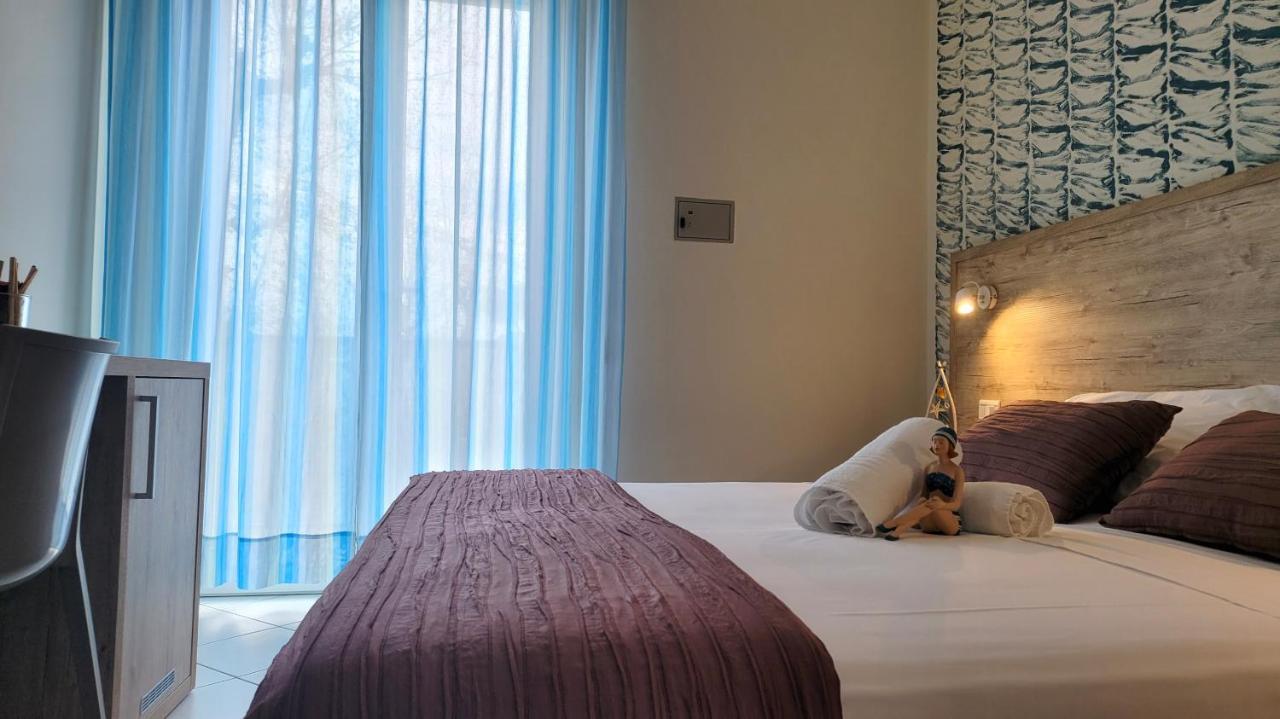 Hotel Adigrat Ричоне Екстериор снимка